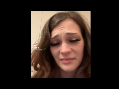 Girl shocked by her toilet farts
