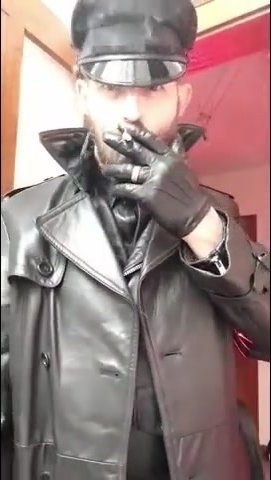Leather smoke - video 21