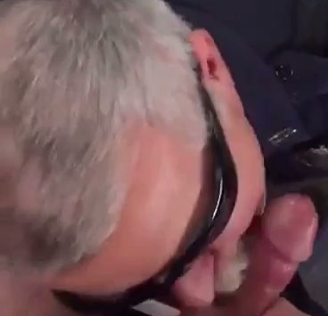 Married cop risks it all to suck that cock