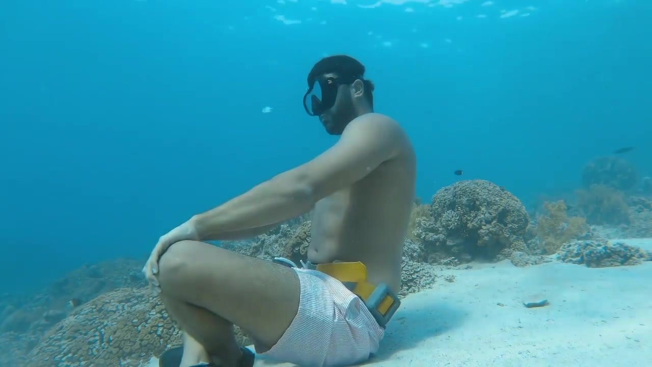 Underwater static breathold at the bottom