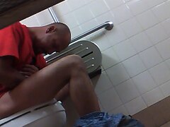Black dude pooping at Wal-Mart