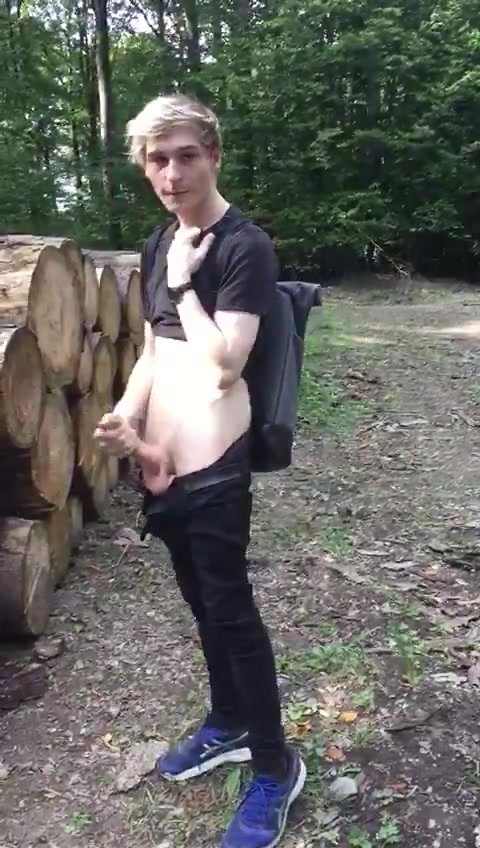 Luca shows his dick in public