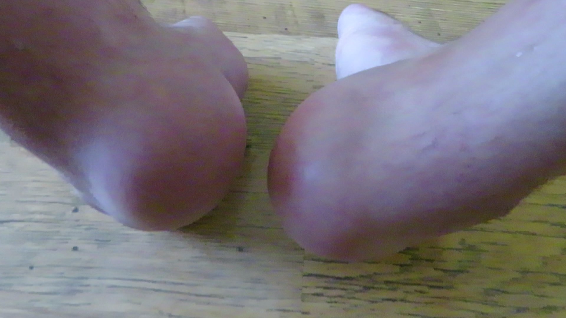 Male feet with meaty heels