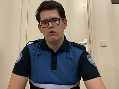 Student police officer turns out not to be so tough