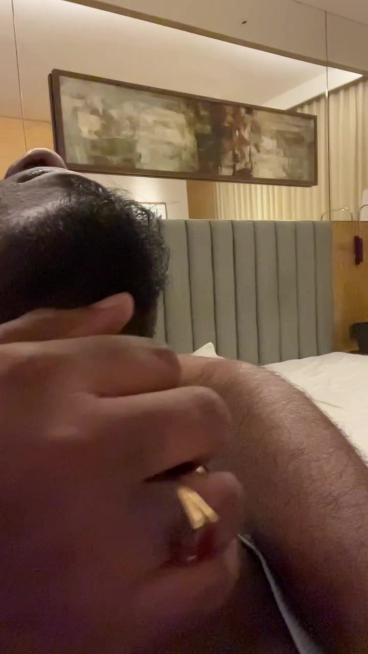 Adam’s apple - video 156