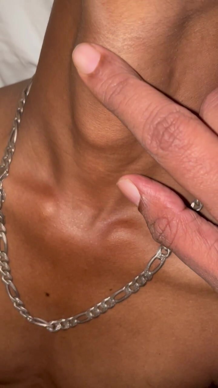 Adam’s apple - video 169