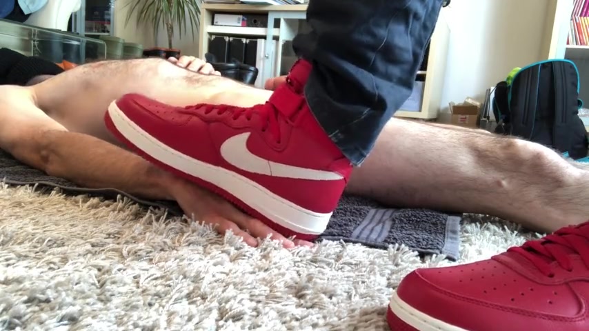 RED LEATHER AIR F0RCE ONE TRAINERS TRAMPLE HAND AND COCK