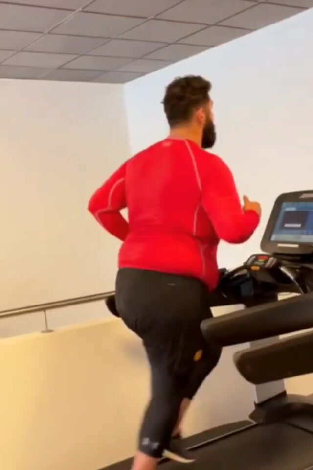 Belly and booty jiggling on treadmill