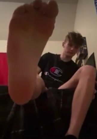 Verbal Teen White Alpha Master Foot Worship / Poppers