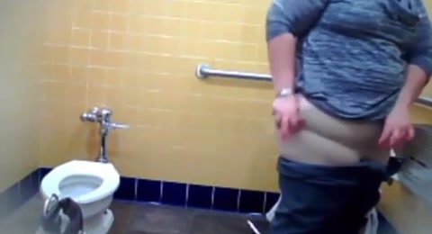 Latina pooping in public restroom