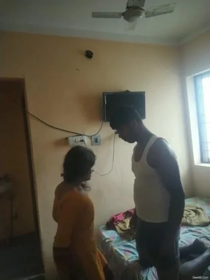 Kerala lovers in hotel - ThisVid.com