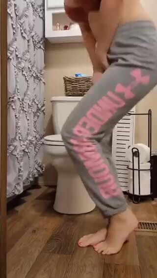 Girl pee pants - video 14