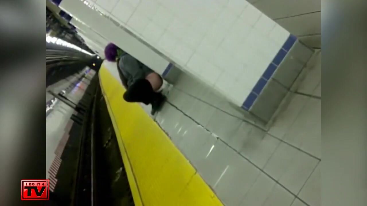 Pissing in Subway Station