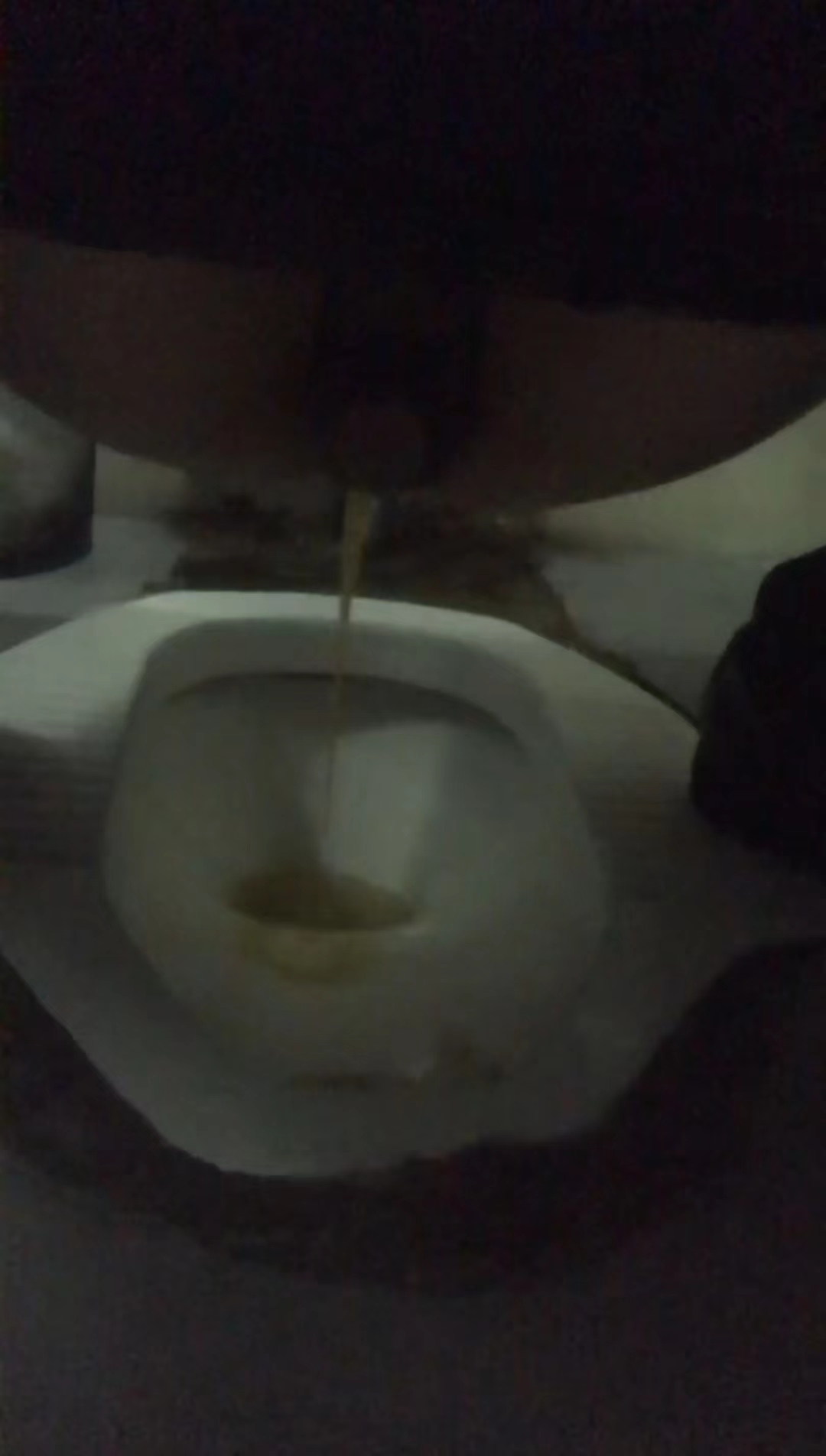 Diarrhea urgent public toilet explotion