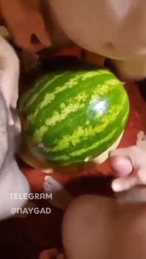 Watermelon fuck - video 6
