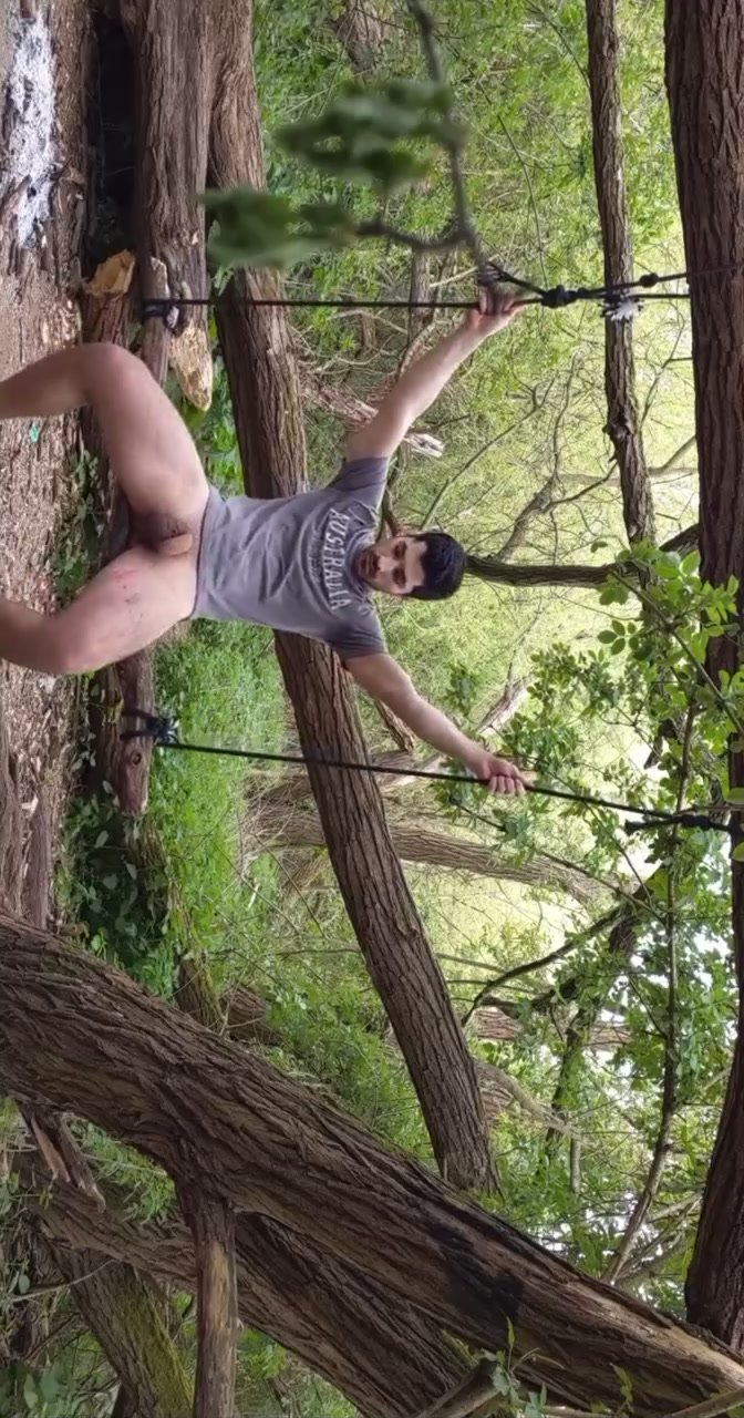 Wank on a swing