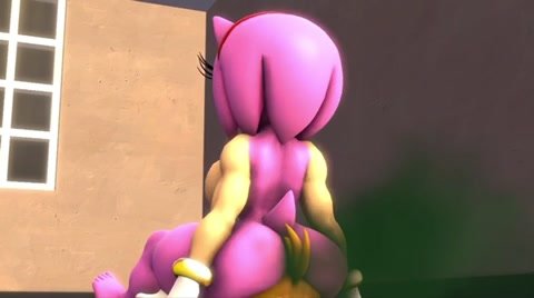 Nude Amy farts on Tails