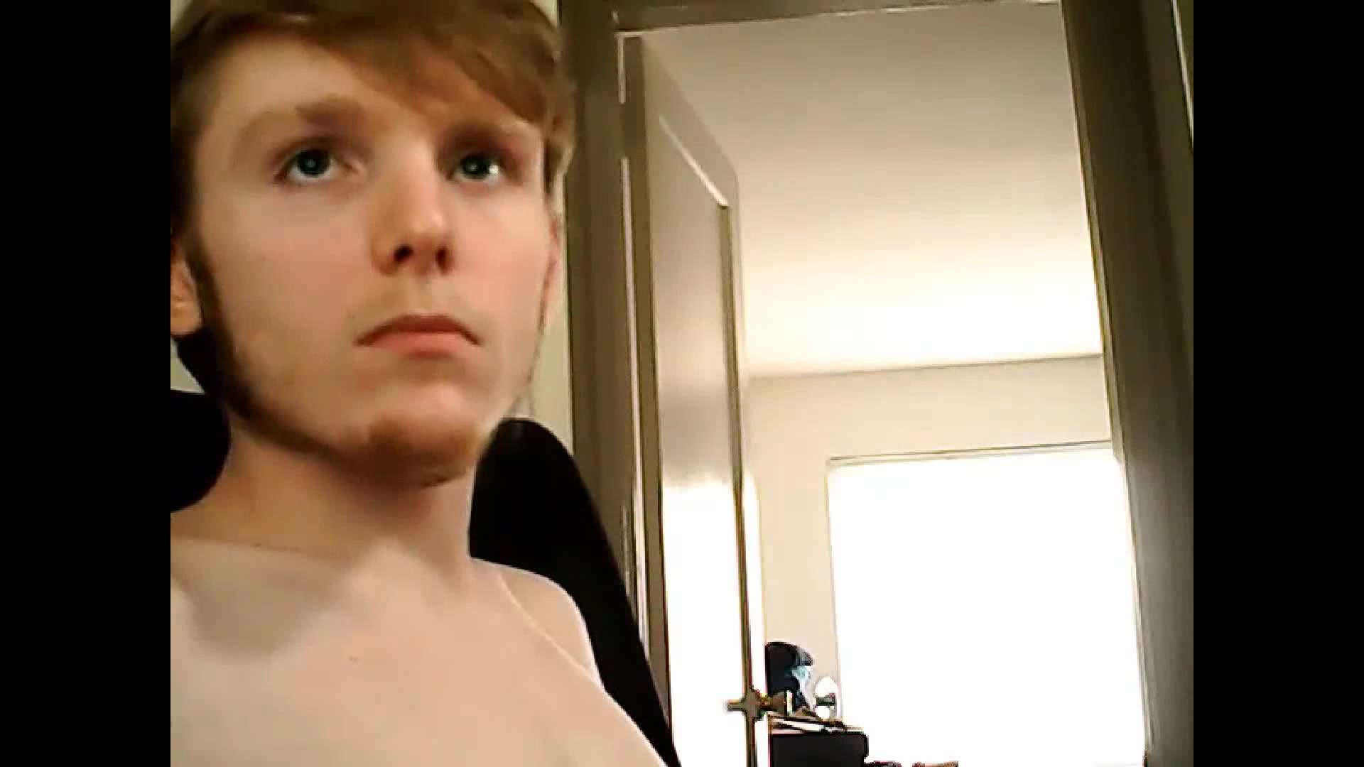 Cute boy cums - video 2