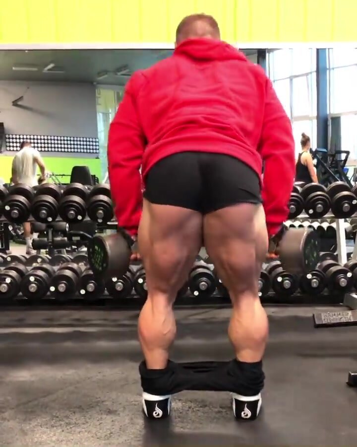 Perfect muscle ass and legs