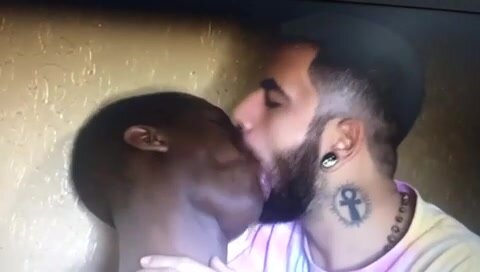 Interracial DEEP kissing