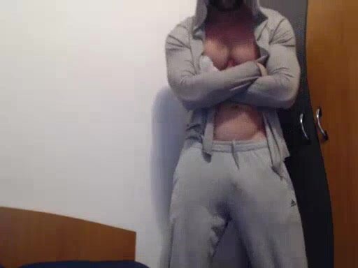 Sexy musscle performer on cam - video 19