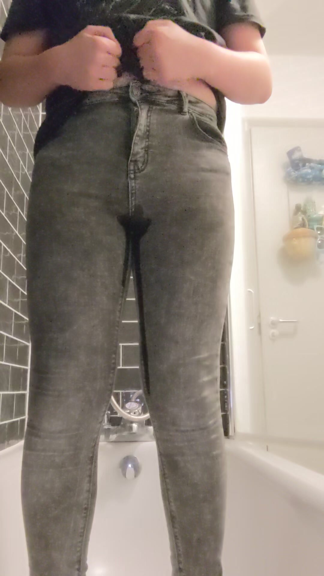 Chubby Tgirl pisses jeans