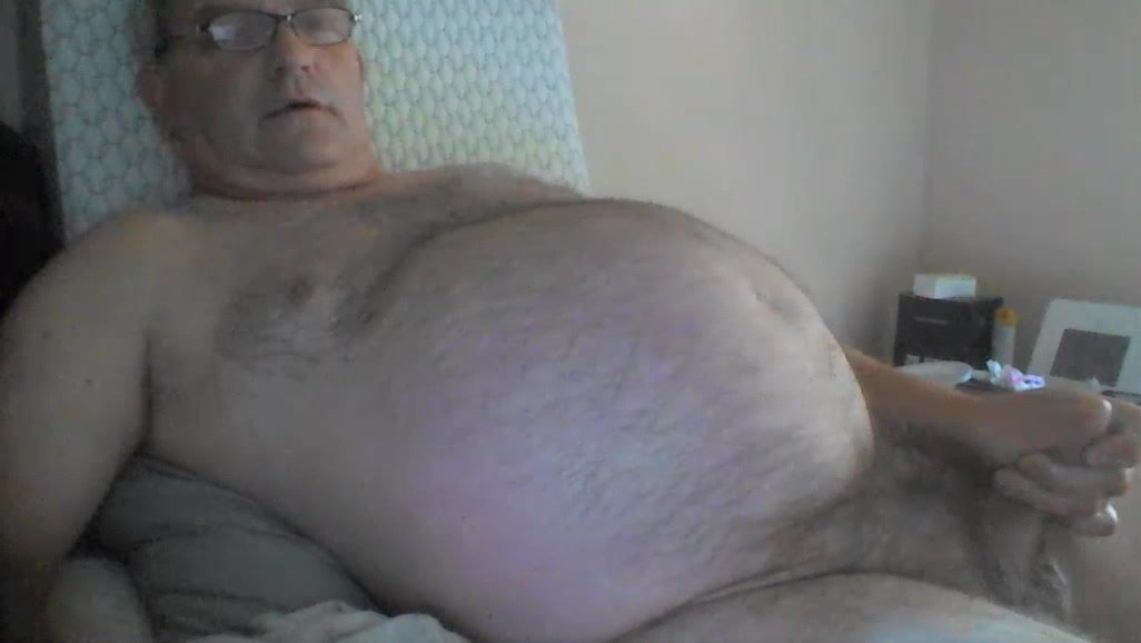 Daddy cums on cam - video 335