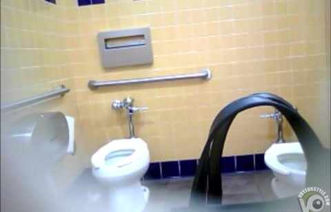 Black milf pees and farts in public toilet