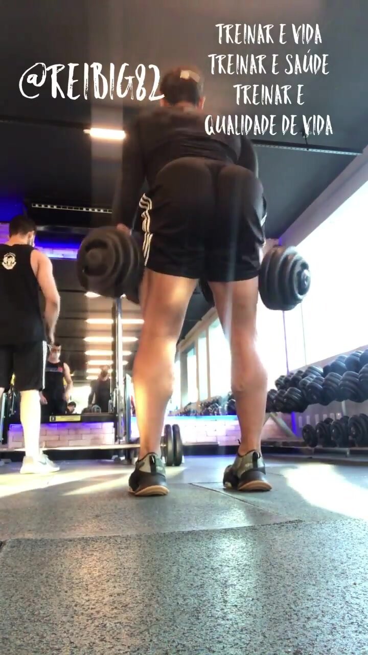 MONSTER ASS!!