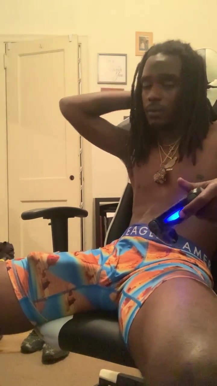 Straight Jamaican Shows off Long Dick