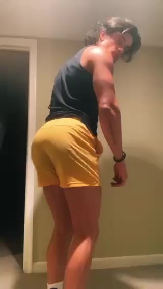 pretty boy with a hot bubble ass begging to get pounded