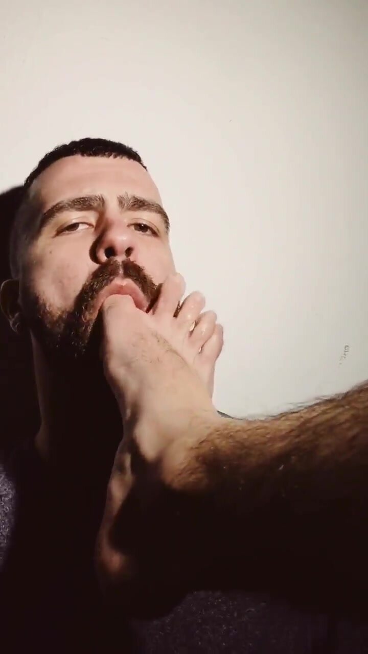 Foot fag licking FOOTMASTER