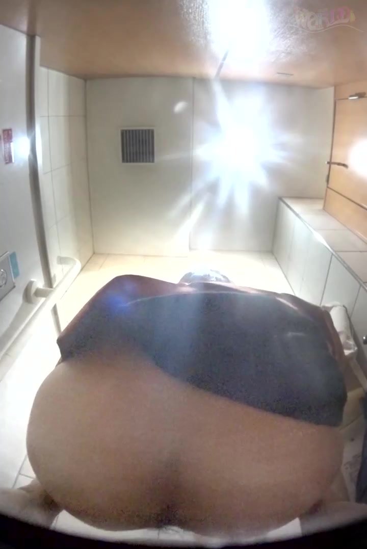 hiddencam wc toilet voyeur - video 79 compilation