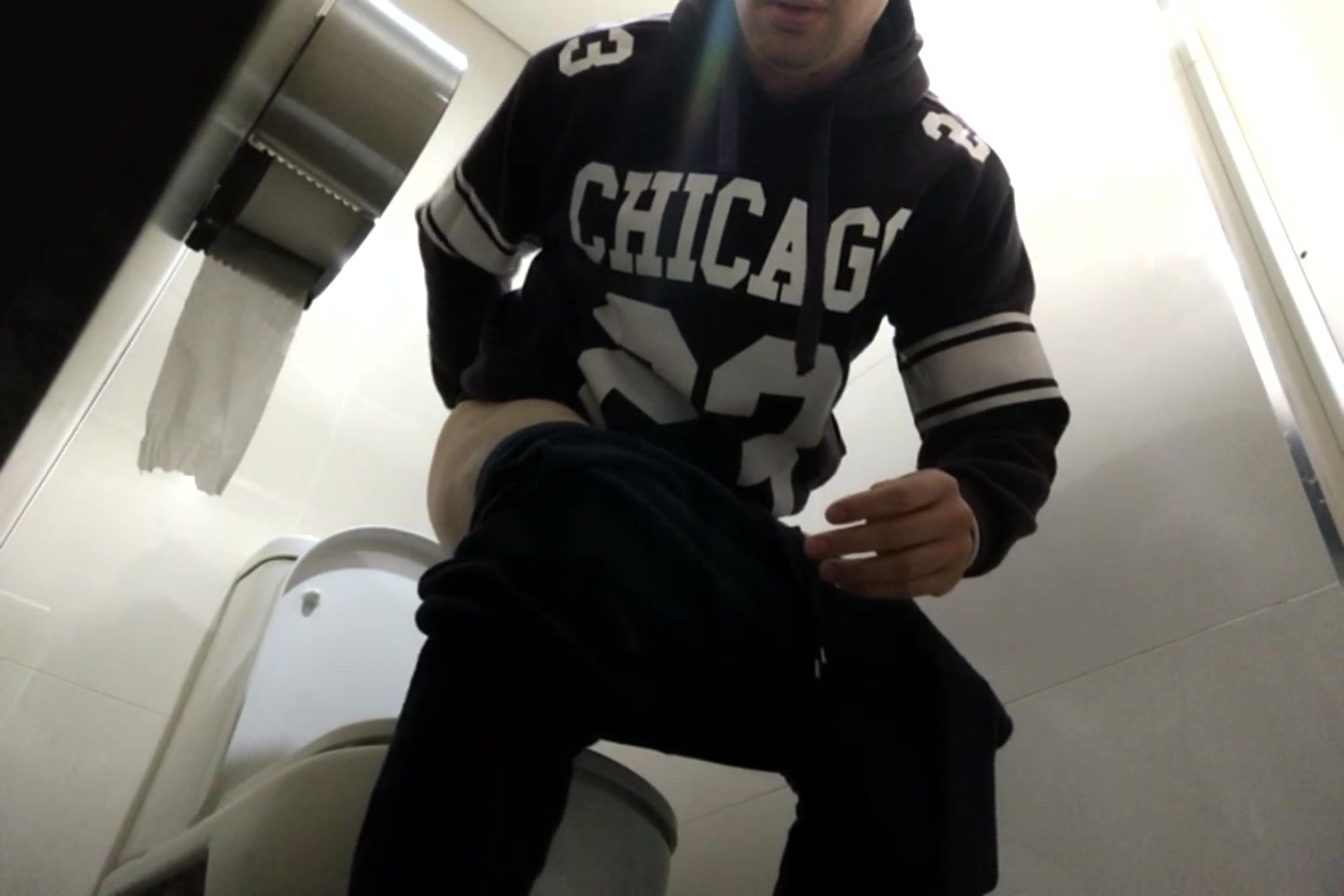 Good Voyeur toilet hv 23 Cute hover pooper ThisVid com 