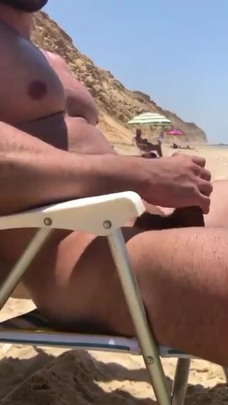 Beach blowjob - video 3