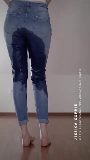 Pee jeans - video 51