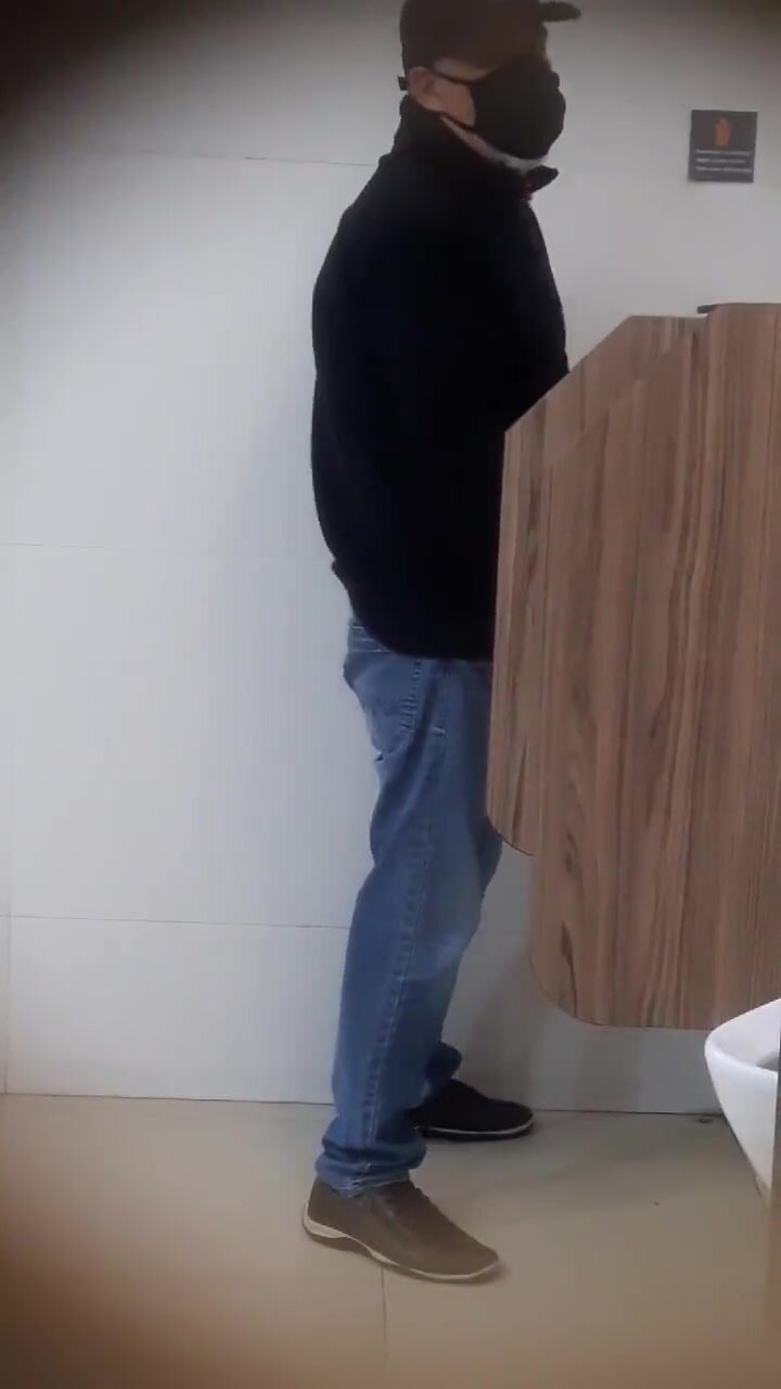 Daddy Toilet Jacking Off 74