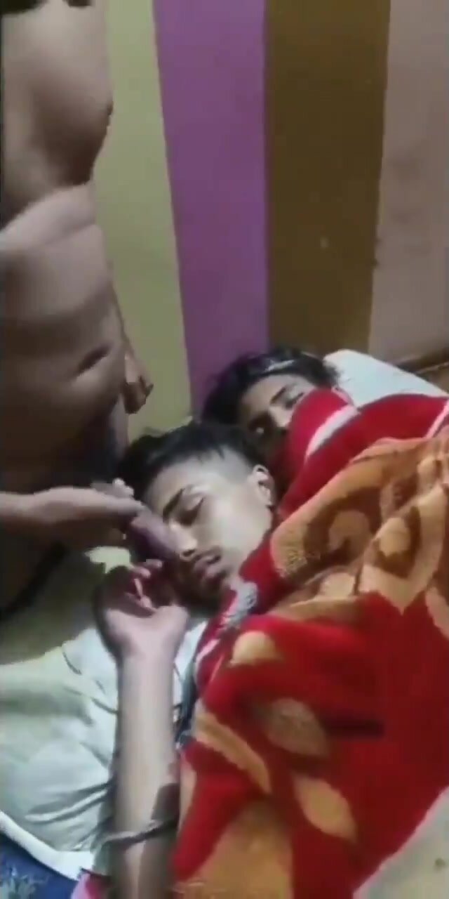 Sleeping Friends - video 3