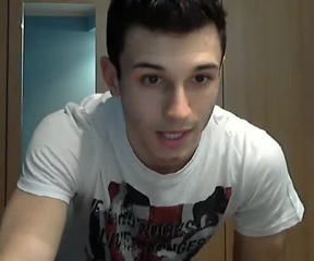 Cute Guy Shows Off On Cam