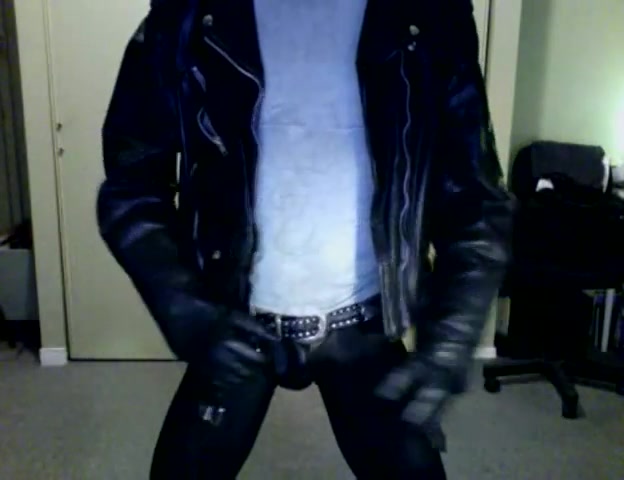 Leather piss - video 2