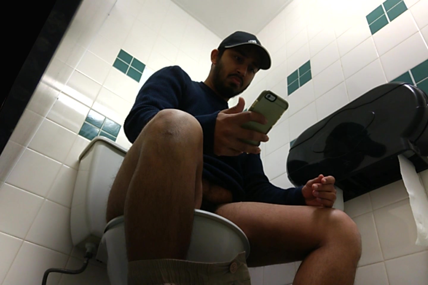 toilet hv 25- Cute guy big poo