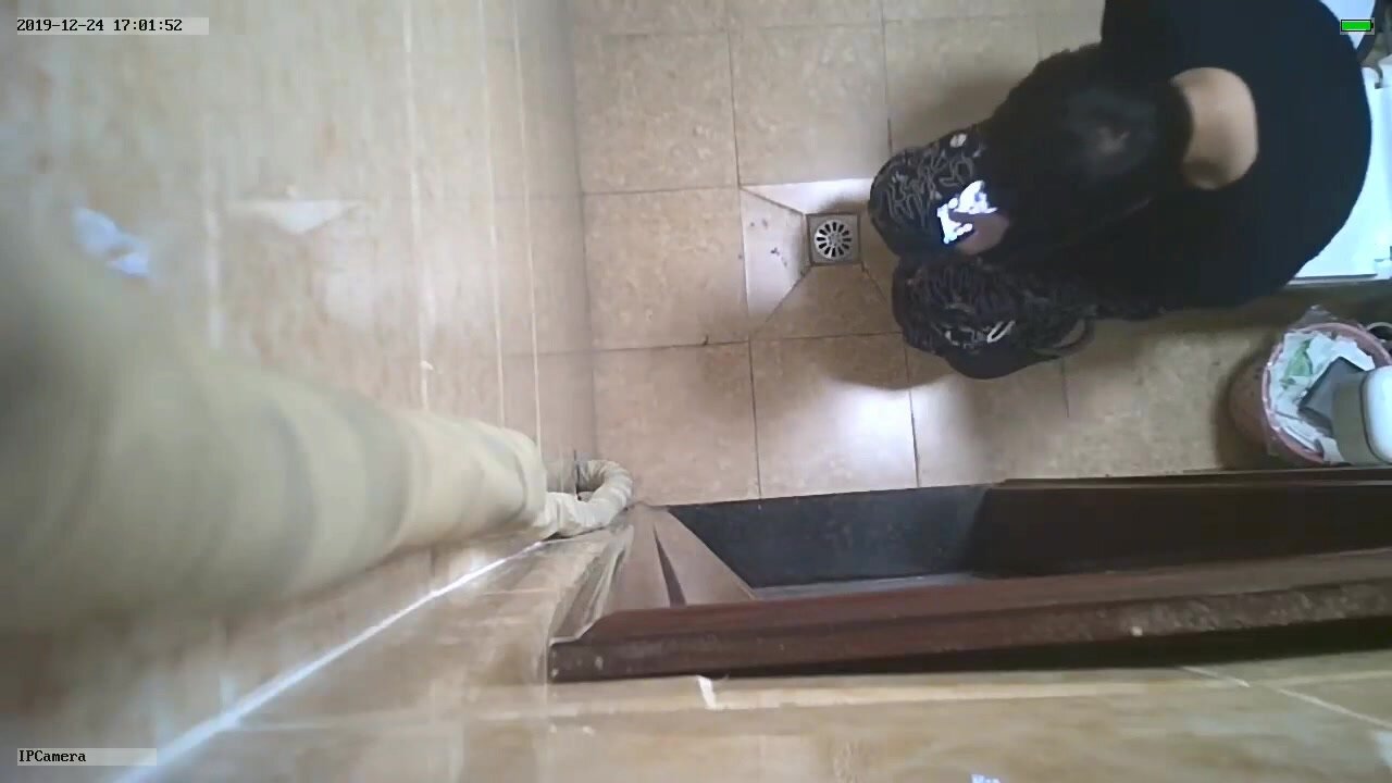 CN bathroom cum