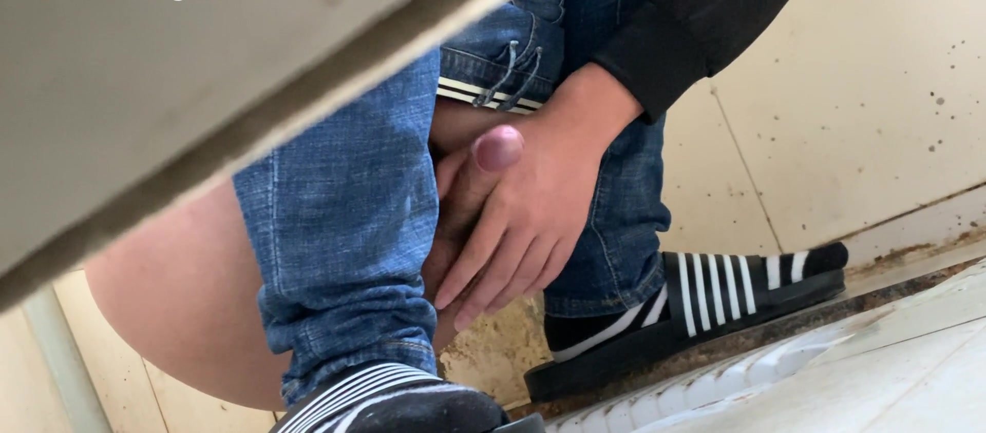 Toilet #007 - cum covered hand!