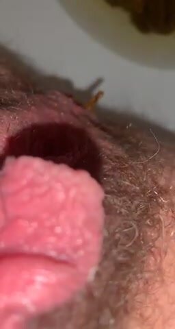 Quick shit and piss - video 2