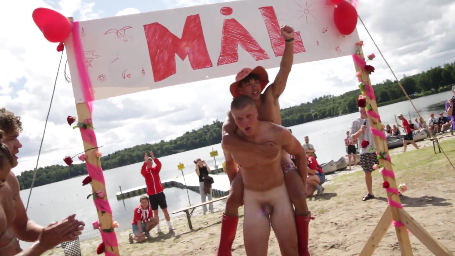 Danish Festival Naked Run Public Competition