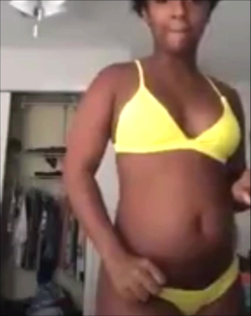 Ebony Got Da Booty & The Belly