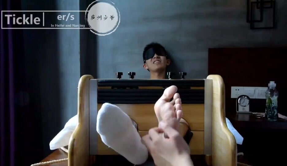 tickle capture - video 2