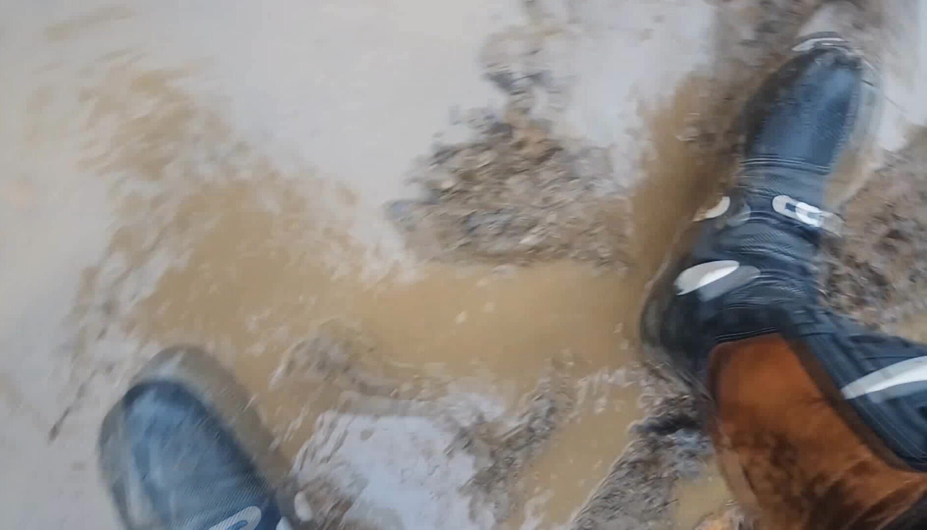MX bike play in mud