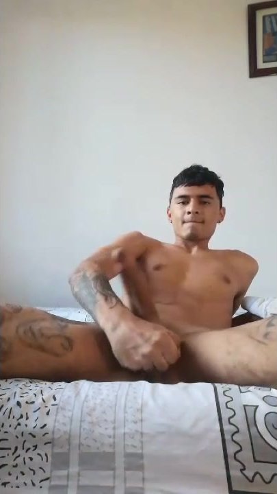 Latin big dick cums