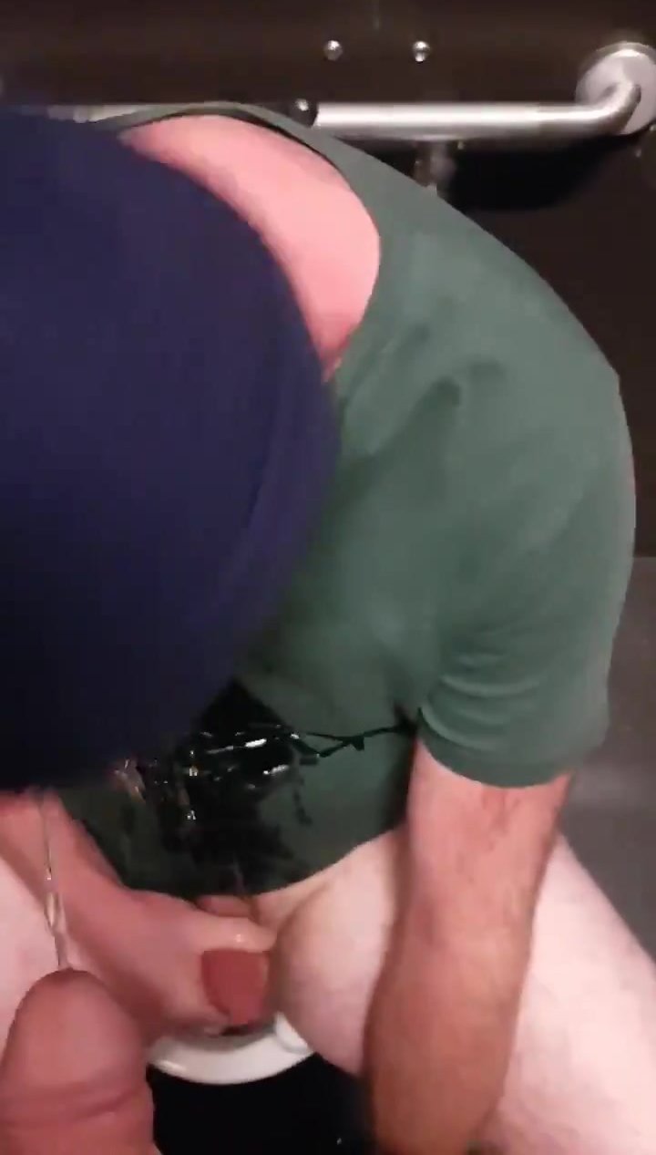 piss on pig
